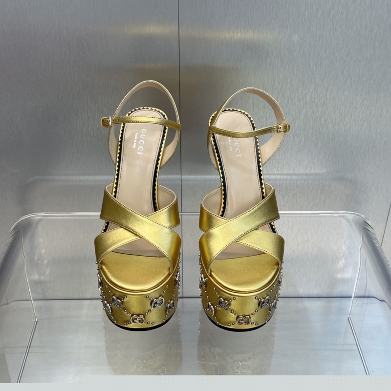 G*u*i high heels